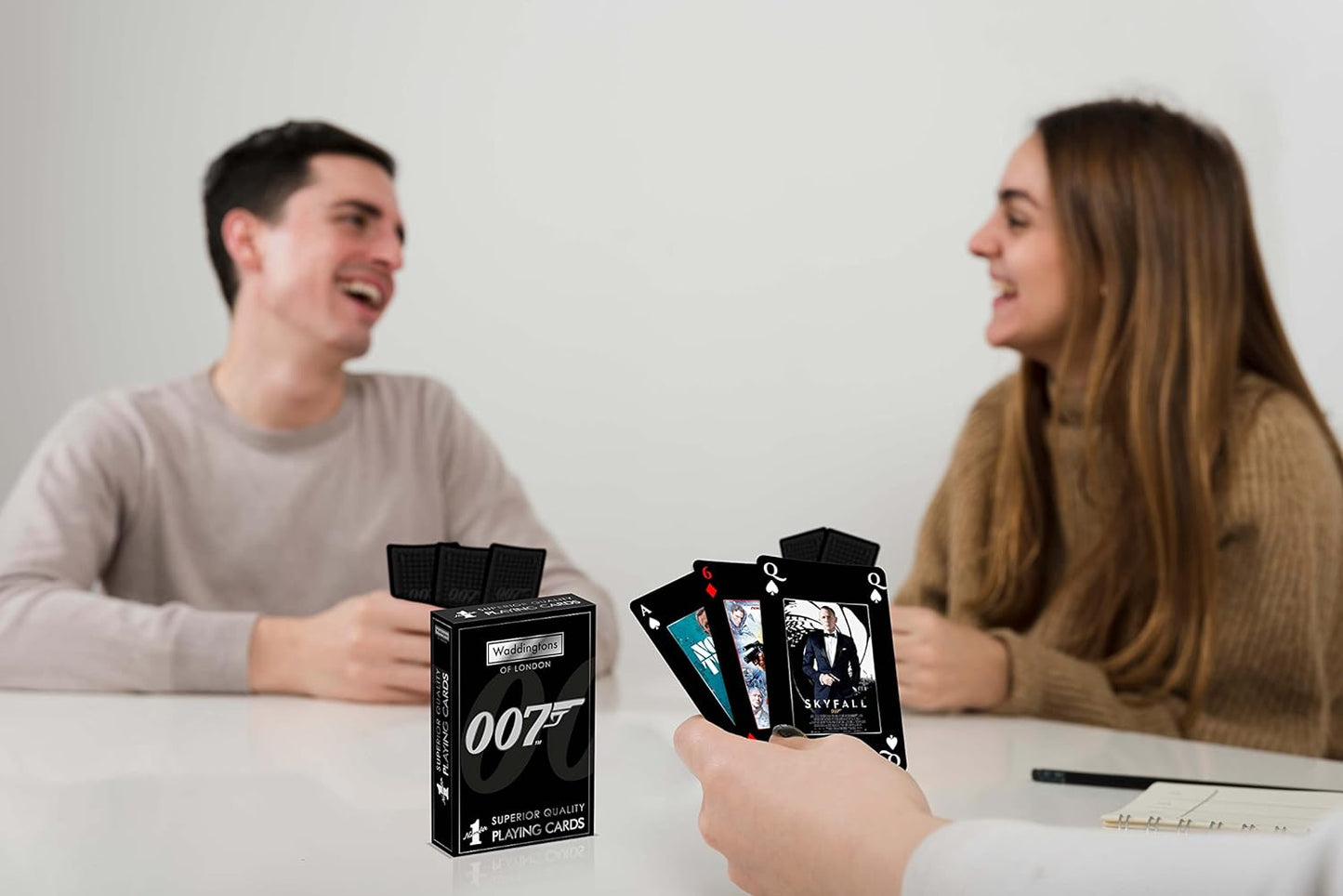 Waddingtons Number 1 James Bond 007 Playing Card Game