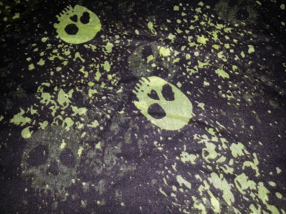 Women Long skull Print Neck Scarf