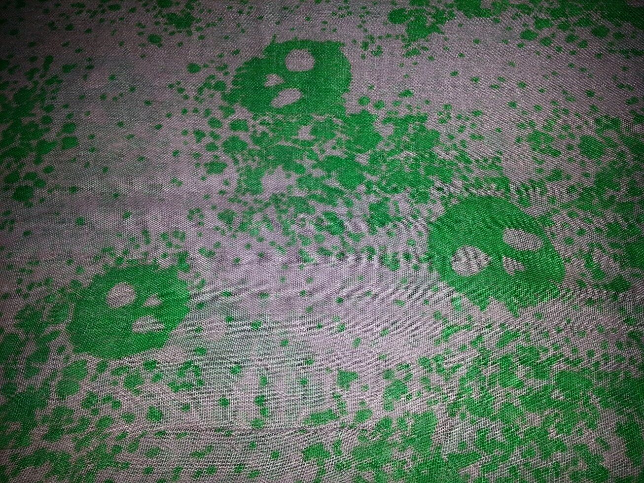 Women Long skull Print Neck Scarf