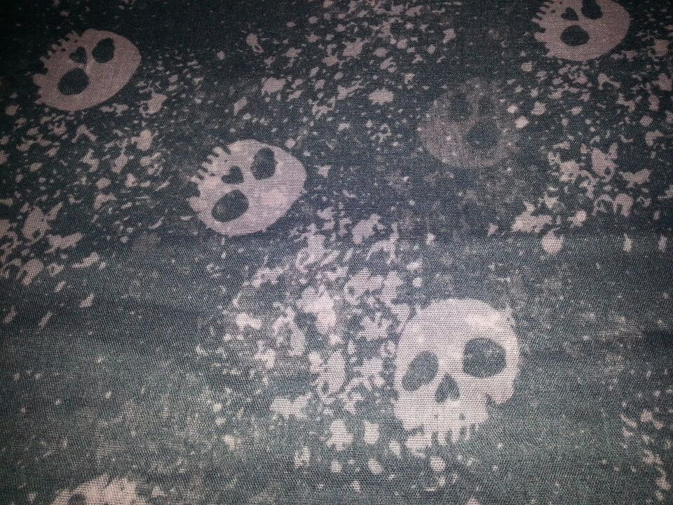 Women Long skull Print Neck Scarf