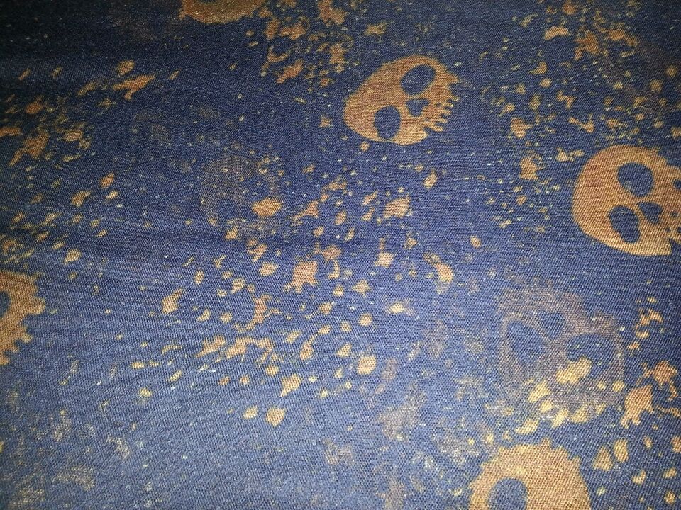 Women Long skull Print Neck Scarf