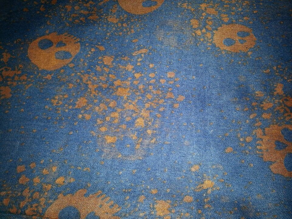 Women Long skull Print Neck Scarf